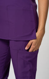 UNIFORME STRECH MORADO LOTO MODELO JOGGER (SLIM FIT)