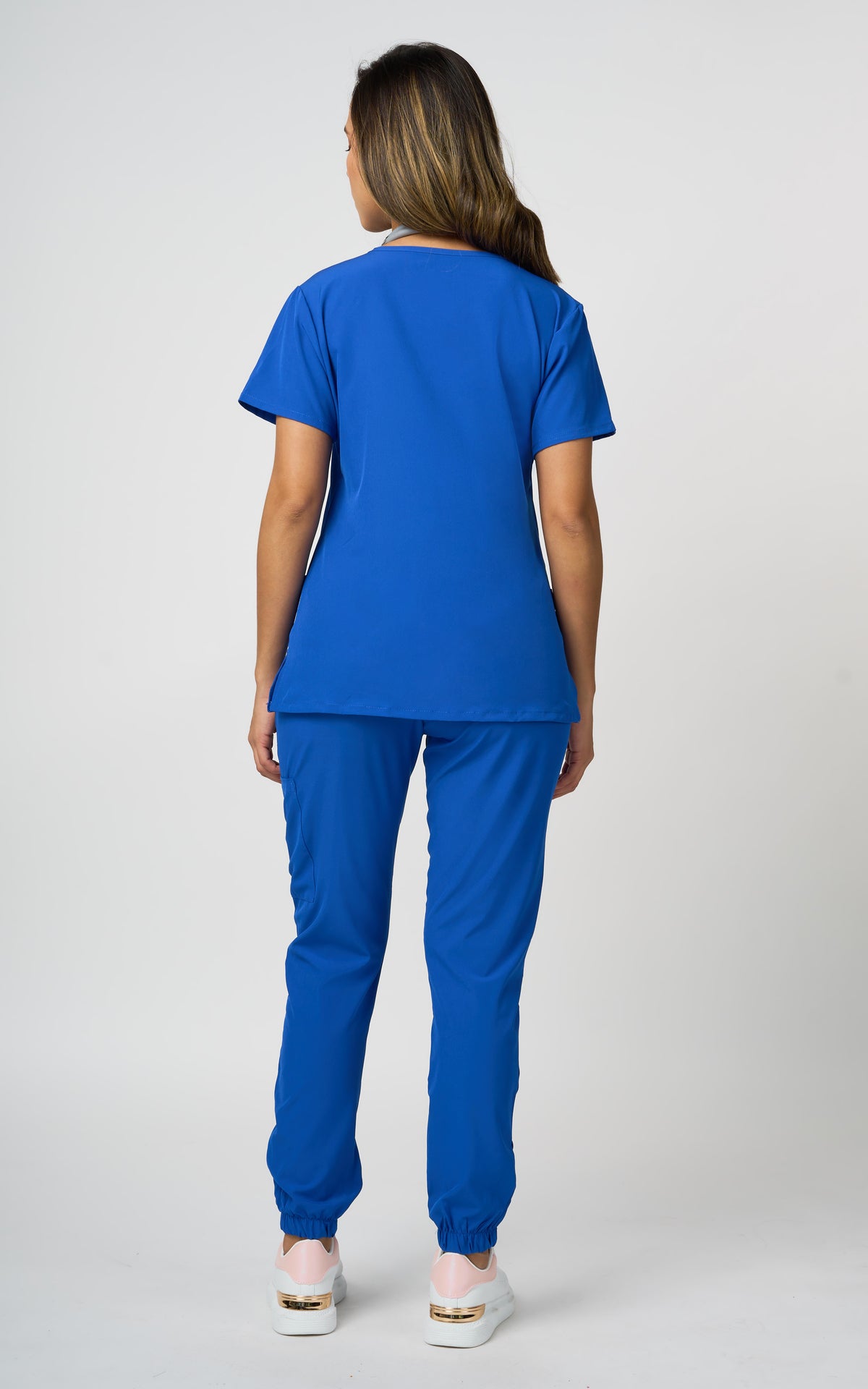 UNIFORME STRECH AZUL REY - AZUL ELÉCTRICO MODELO JOGGER (AJUSTE ENTALLADO)
