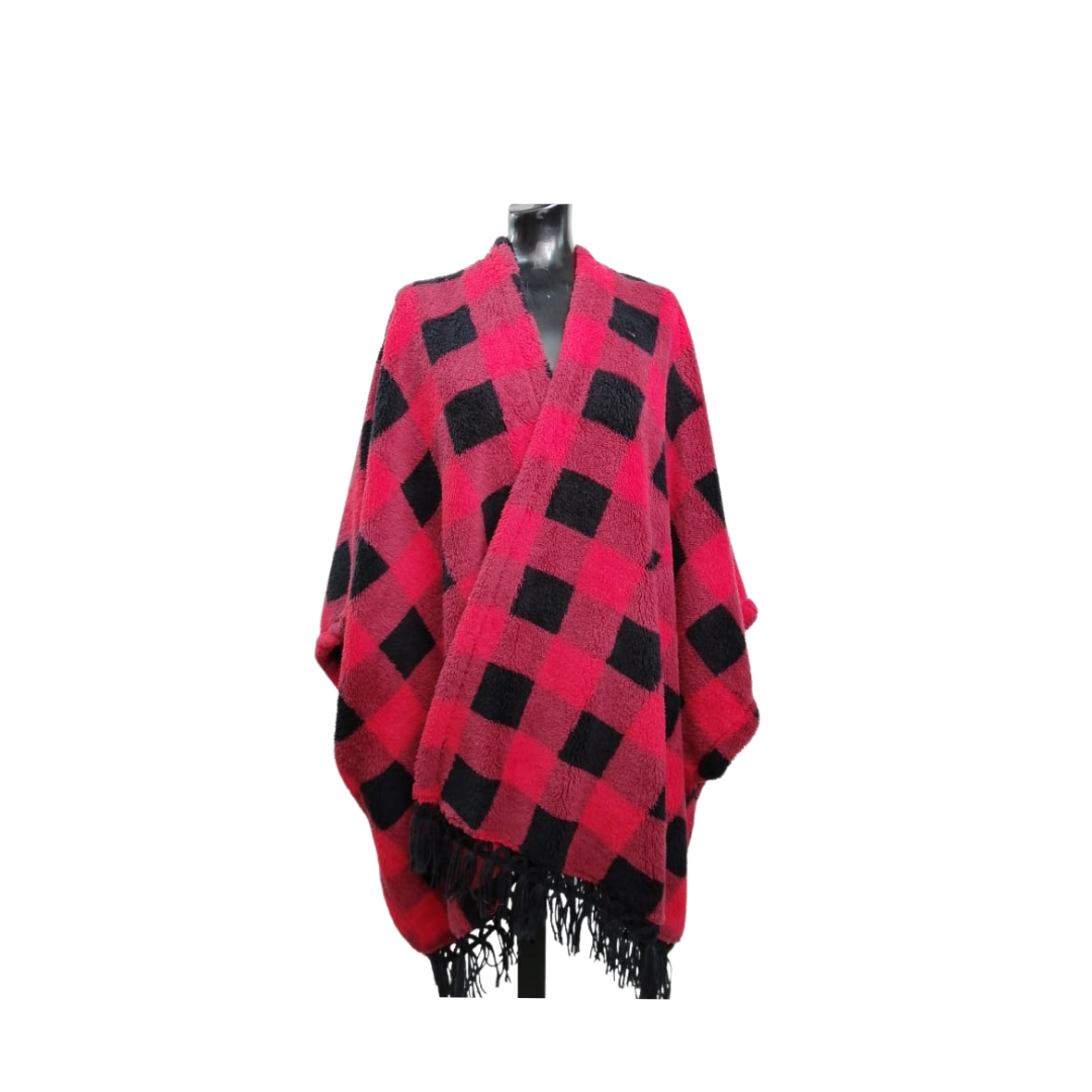 Poncho de cuadros rojos
