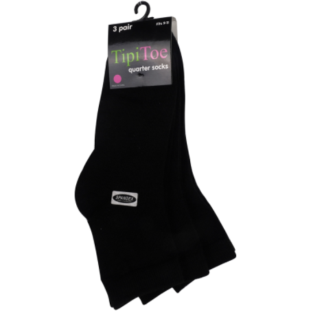 3 pairs of black socks
