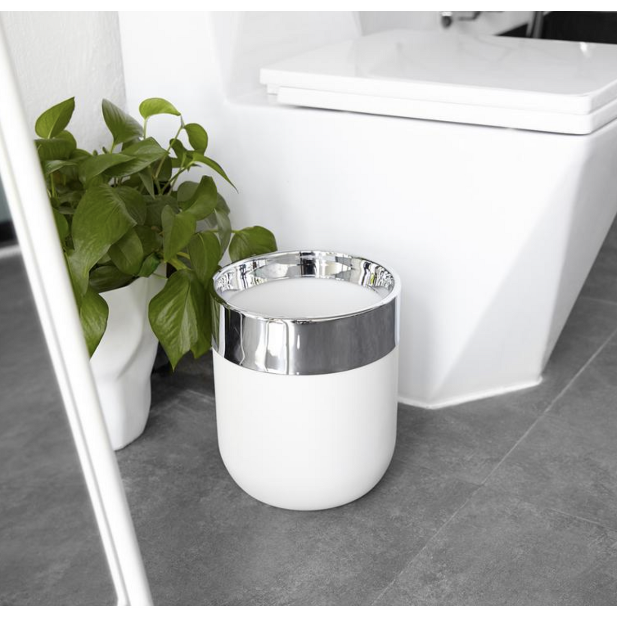 Cesto de basura Junip blanco