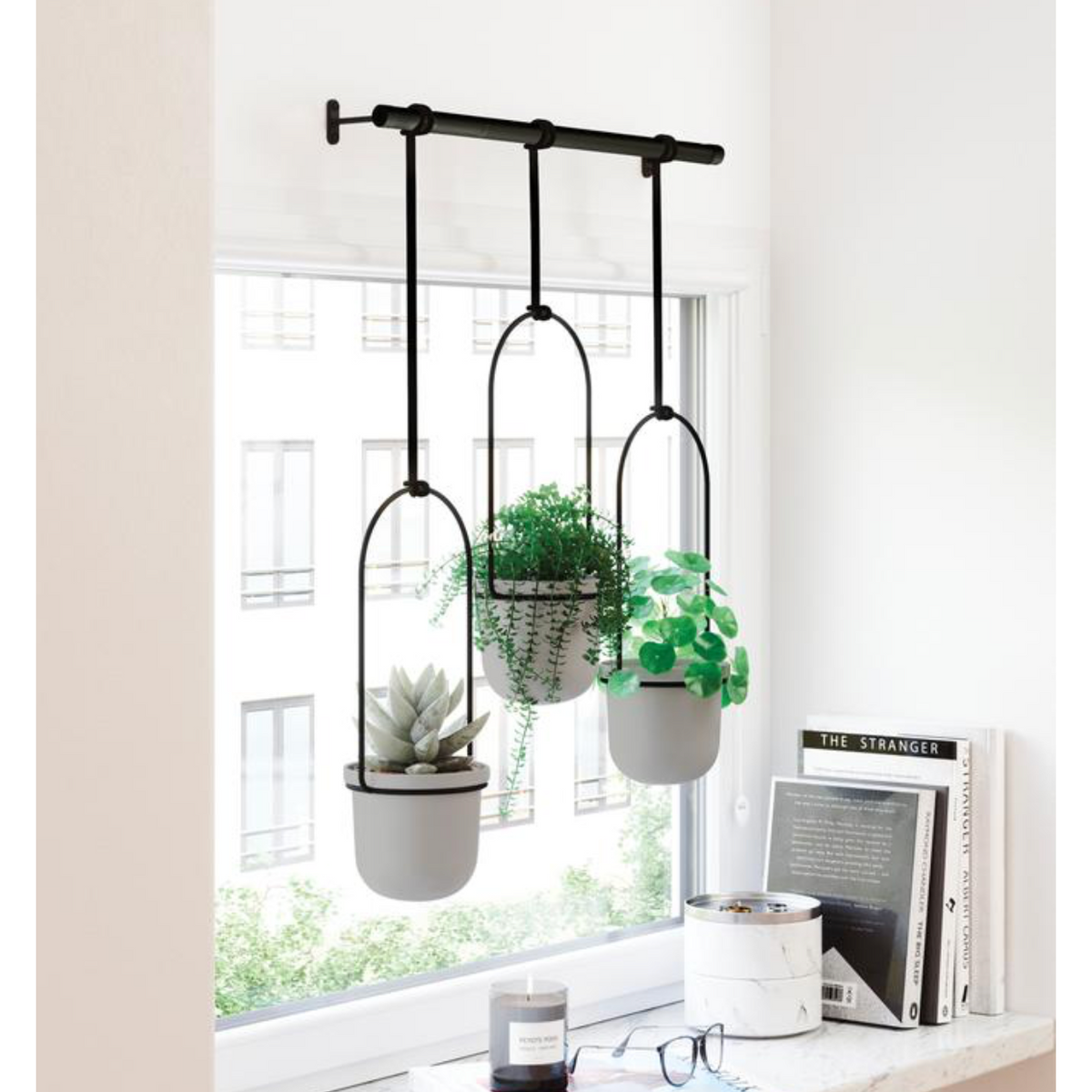TRIFLORA HANGING PLANTER GREY/BLACK