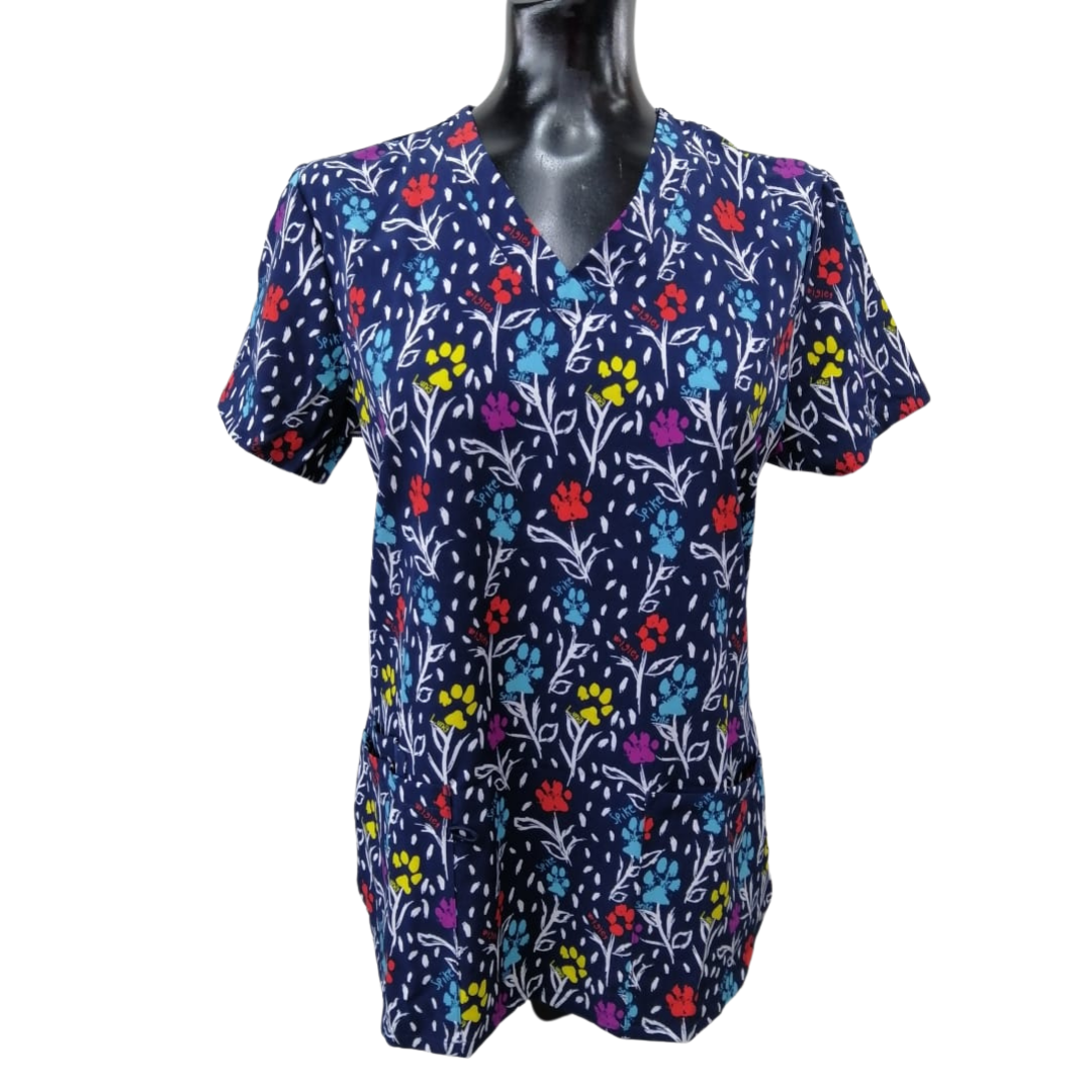 Camisa estampada azul marino con flores