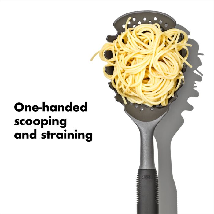 OXO GG CUCHARA COLADORA PARA PASTA