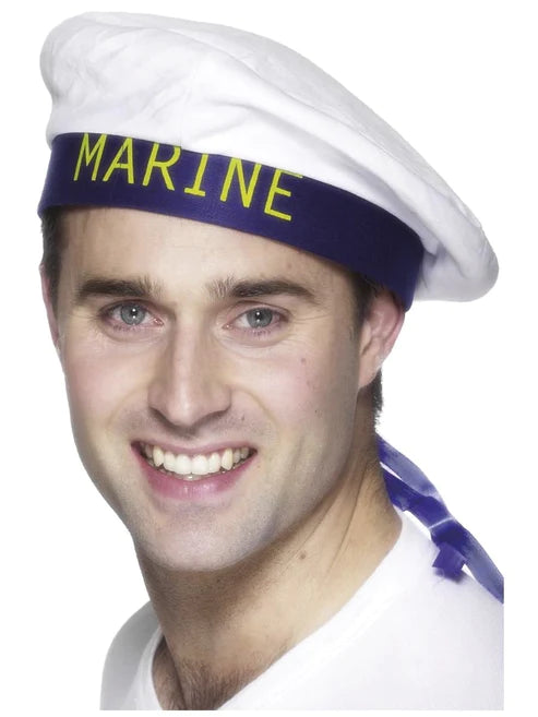 Sombrero de marinero blanco