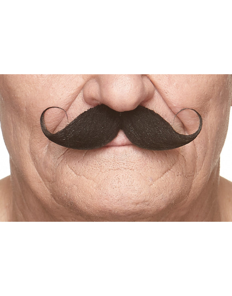Bigotes Negros