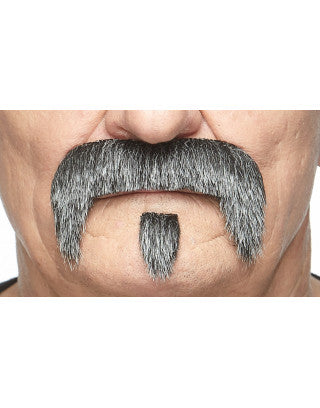 Bigotes con barbas grises